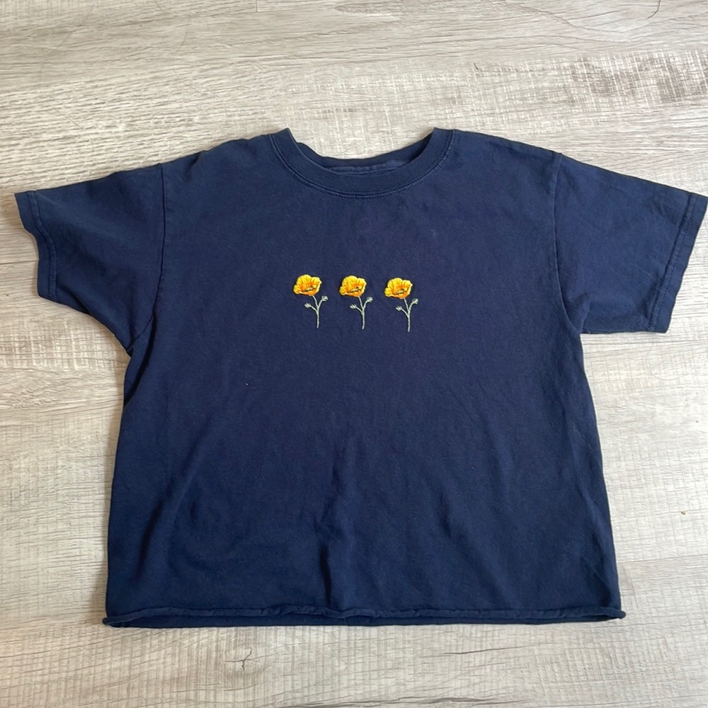 Brandy Melville One Size Navy Blue Graphic Baby Tee